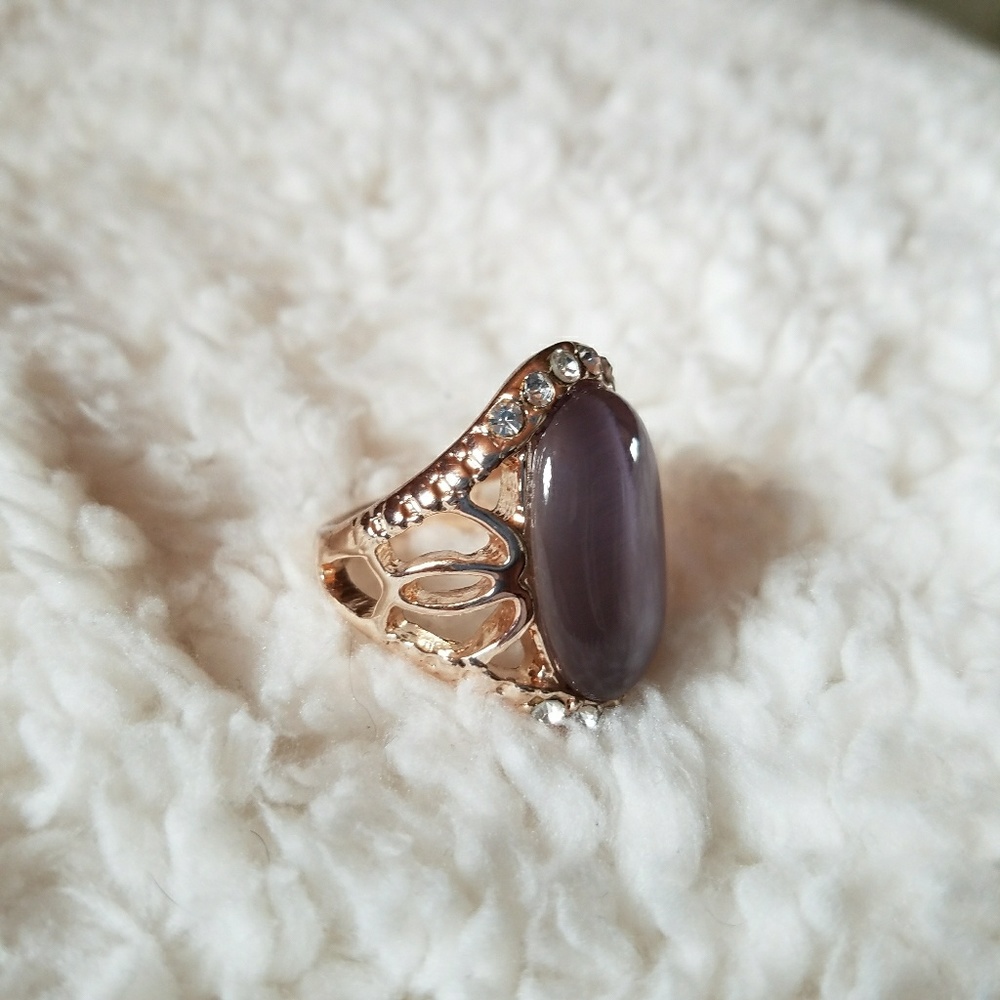 Stone Ring - Picture 2 of 3